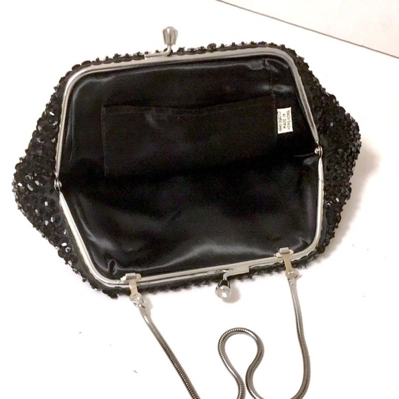 Clutch hand beaded & sequins 9”x5” in EUC elegant - Picture 4 of 7